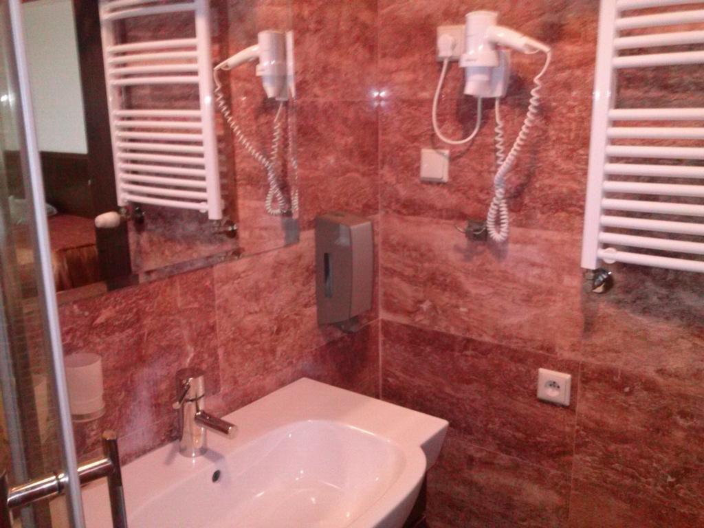 Hotel Victoria Wloclawek Room photo